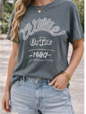 Daydreamer Willie On The Road graphic tee